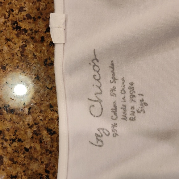 Chico's women's top size 1 - Picture 3 of 3